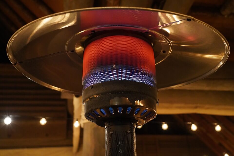 Propane patio heater fuel bottle and burner checks