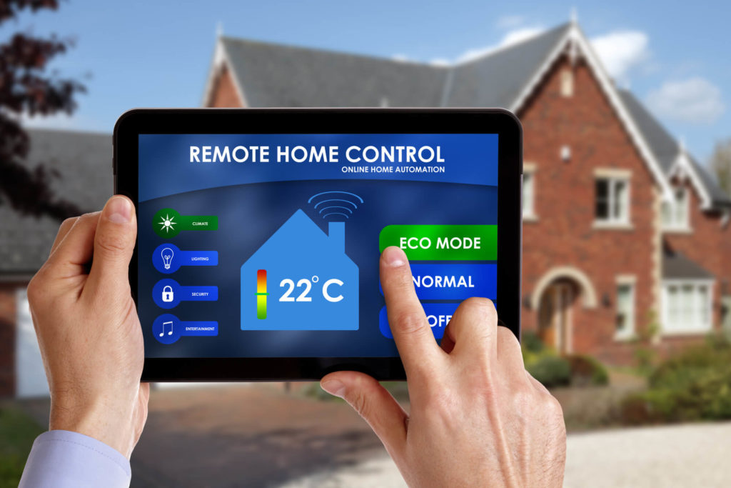 Smart thermostat used to reduce heating energy bills